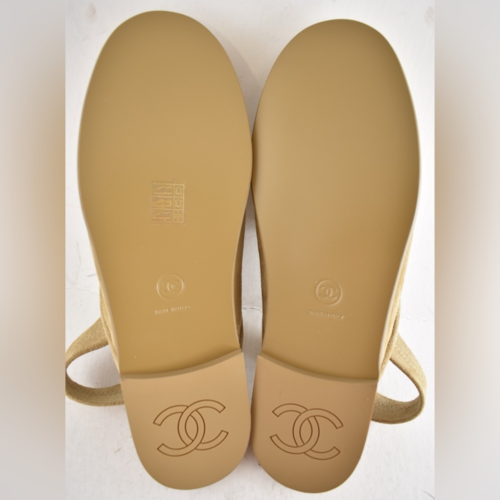 Chanel Dark Beige Suede Shearling CC Moccasin Ballet Slingback Loafer Flat 41 - Picture 16 of 16